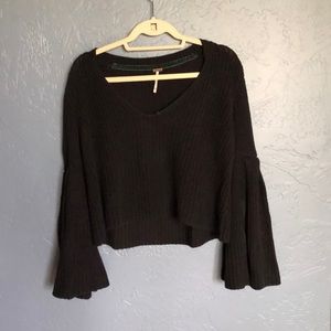 Black sweater, slightly cropped and flare sleeves